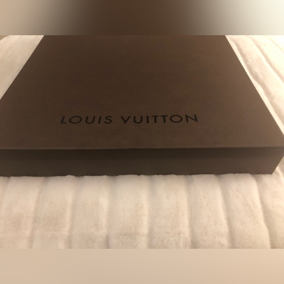 Louis Vuitton Vintage Very Large Gift Box | Luxury Decor Statement - Picture 7 of 13